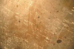 Tässä rautameteoriitissa on havaittavissa Widmanstättenin rakenne.